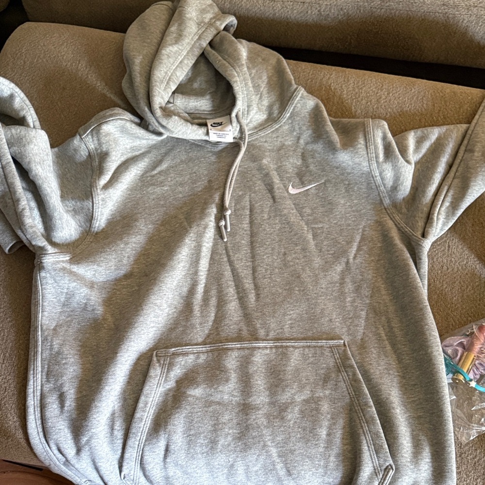 Nike Heather Gray Pullover Hoodie
